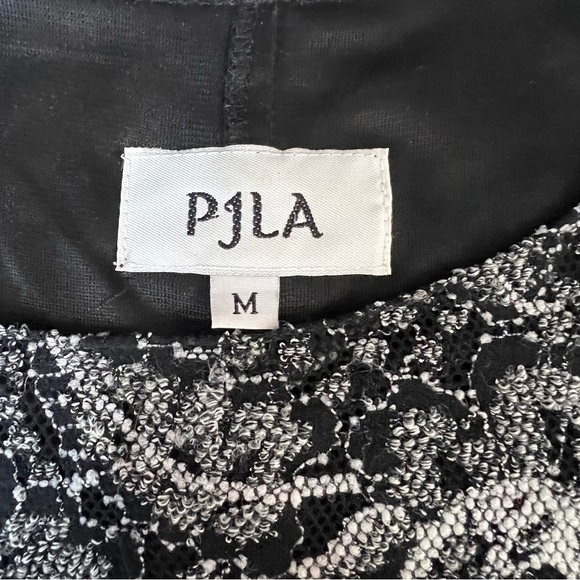 PJLA Black and White Floral sleeveless Textured Mini Dress Woman’s Size Medium - Picture 10 of 11